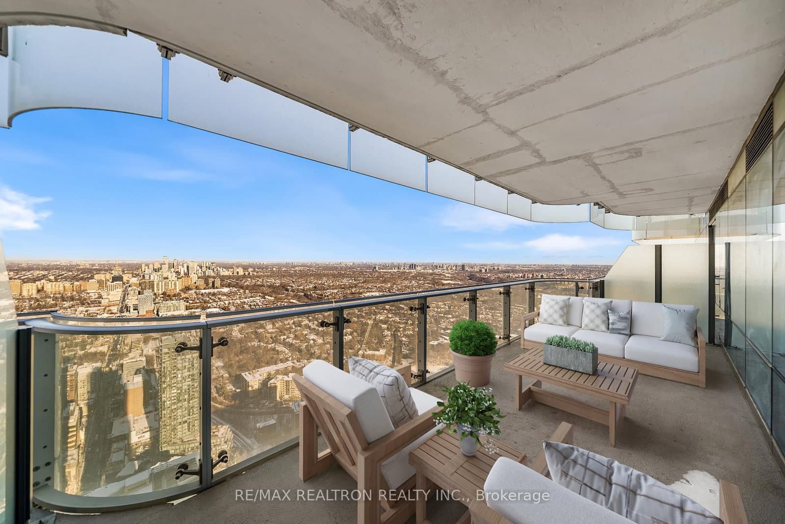 #6010 - 1 Bloor Street E