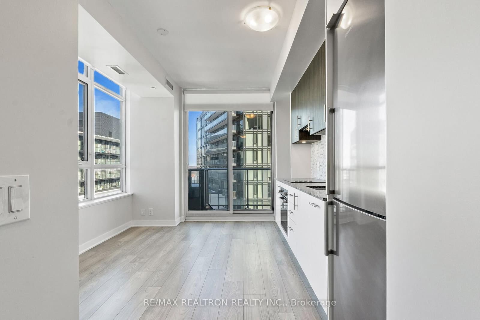 120 Parliament Street, Unit 1805 thumbnail 15