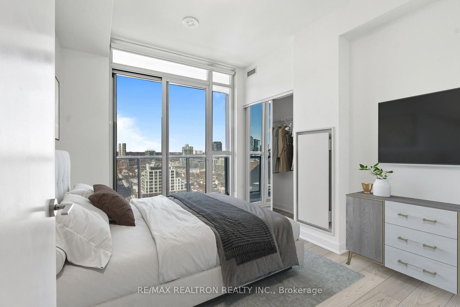 120 Parliament Street, Unit 1805 thumbnail 23