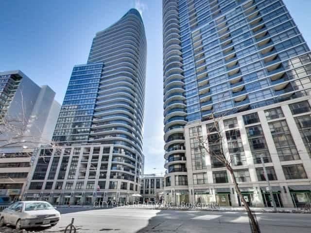 #1810 - 25 Carlton Street