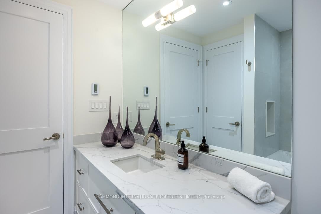1173 Avenue Road thumbnail 36