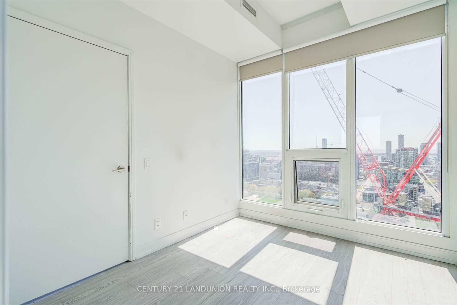 181 Dundas Street E, Unit 2905 thumbnail 6