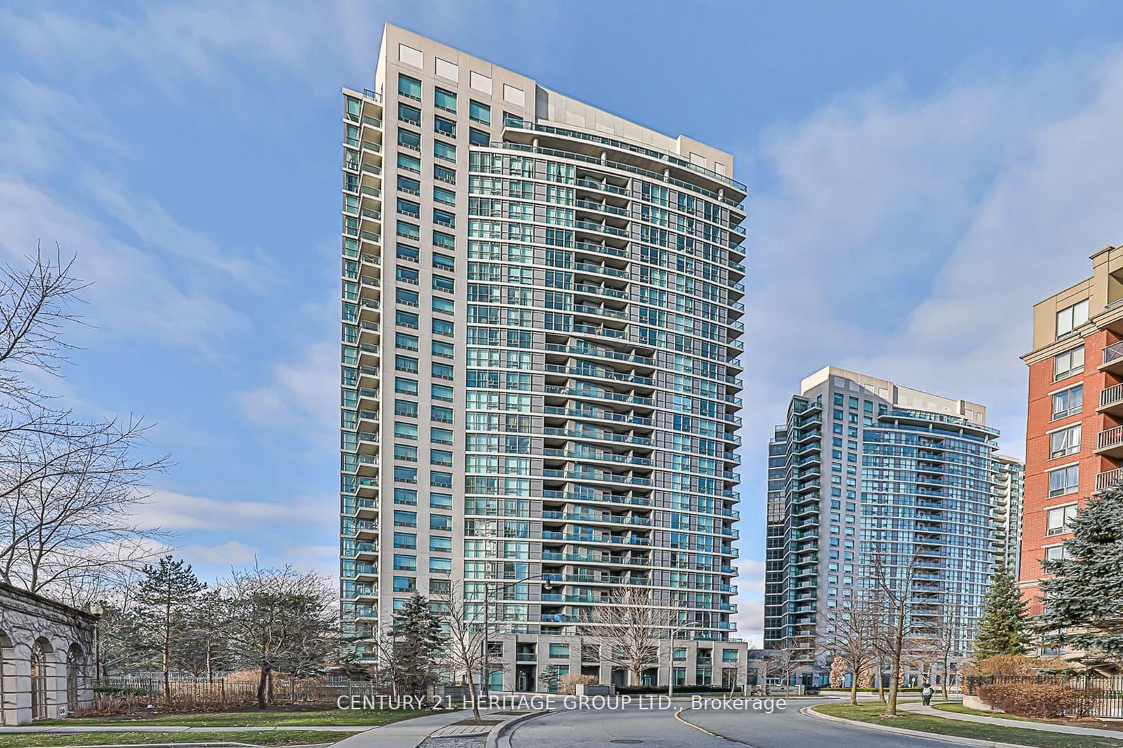 30 Harrison Garden Boulevard, Unit 701 thumbnail 17