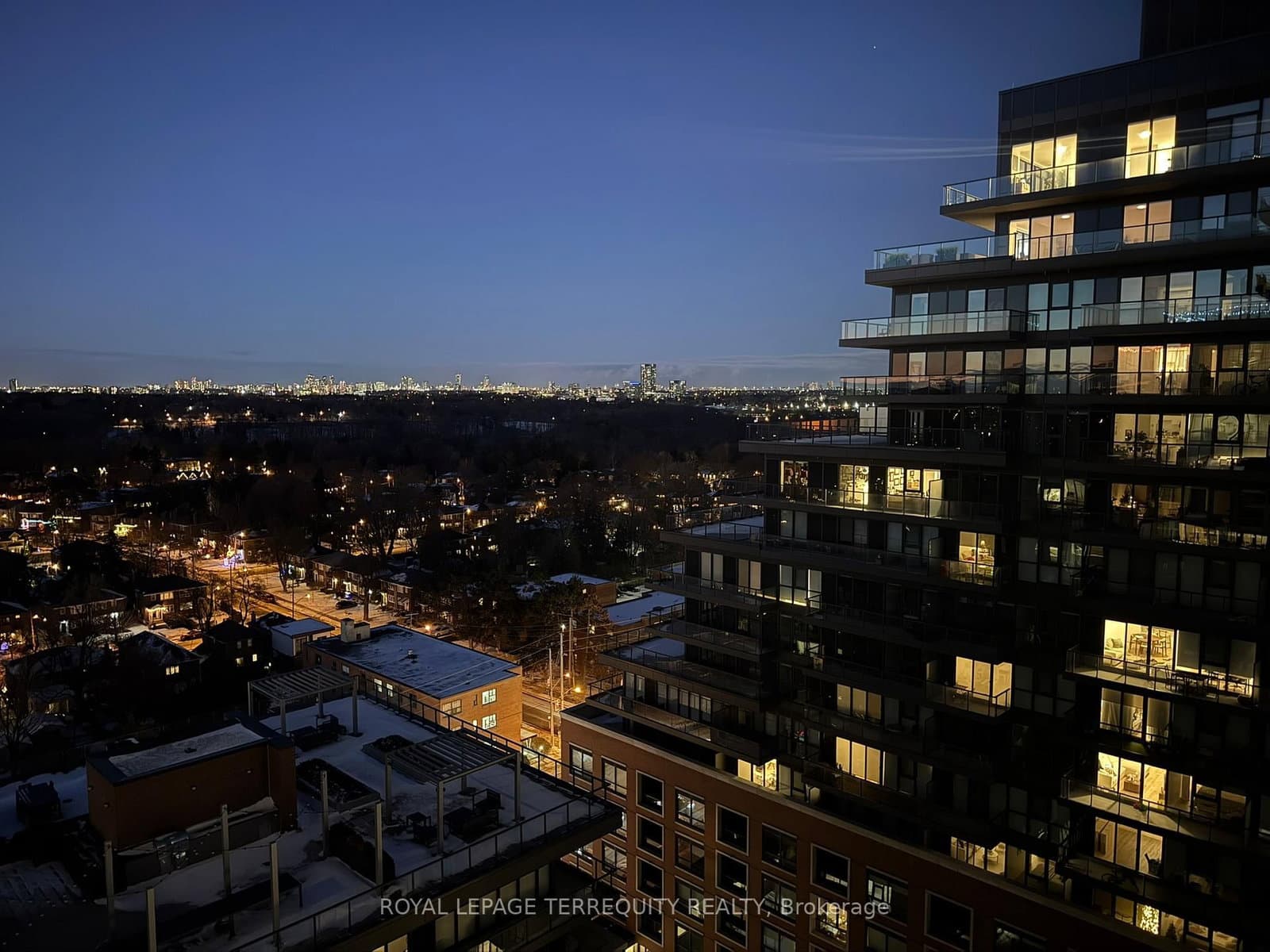 33 Frederick Todd Way, Unit 1406