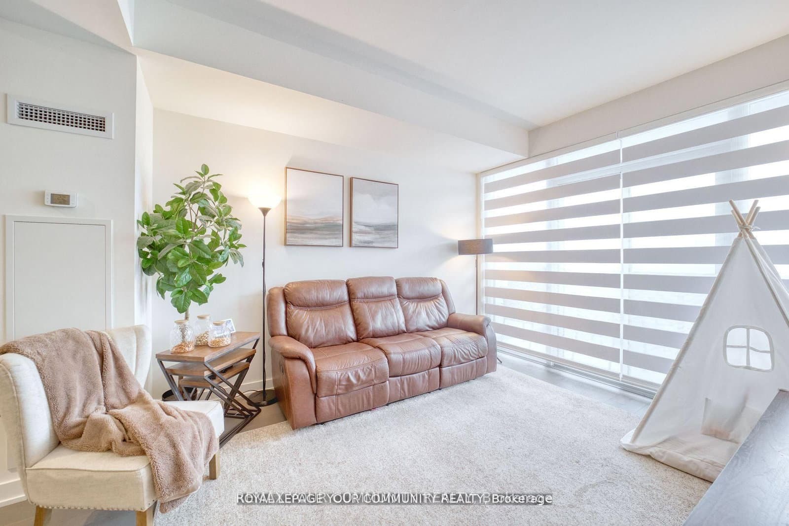 330 Richmond Street W, Unit 1711 thumbnail 5