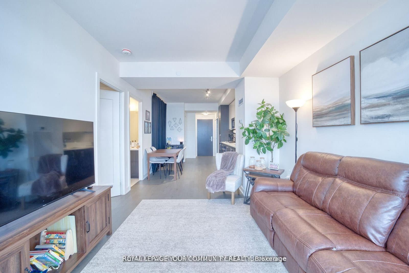 330 Richmond Street W, Unit 1711 thumbnail 9