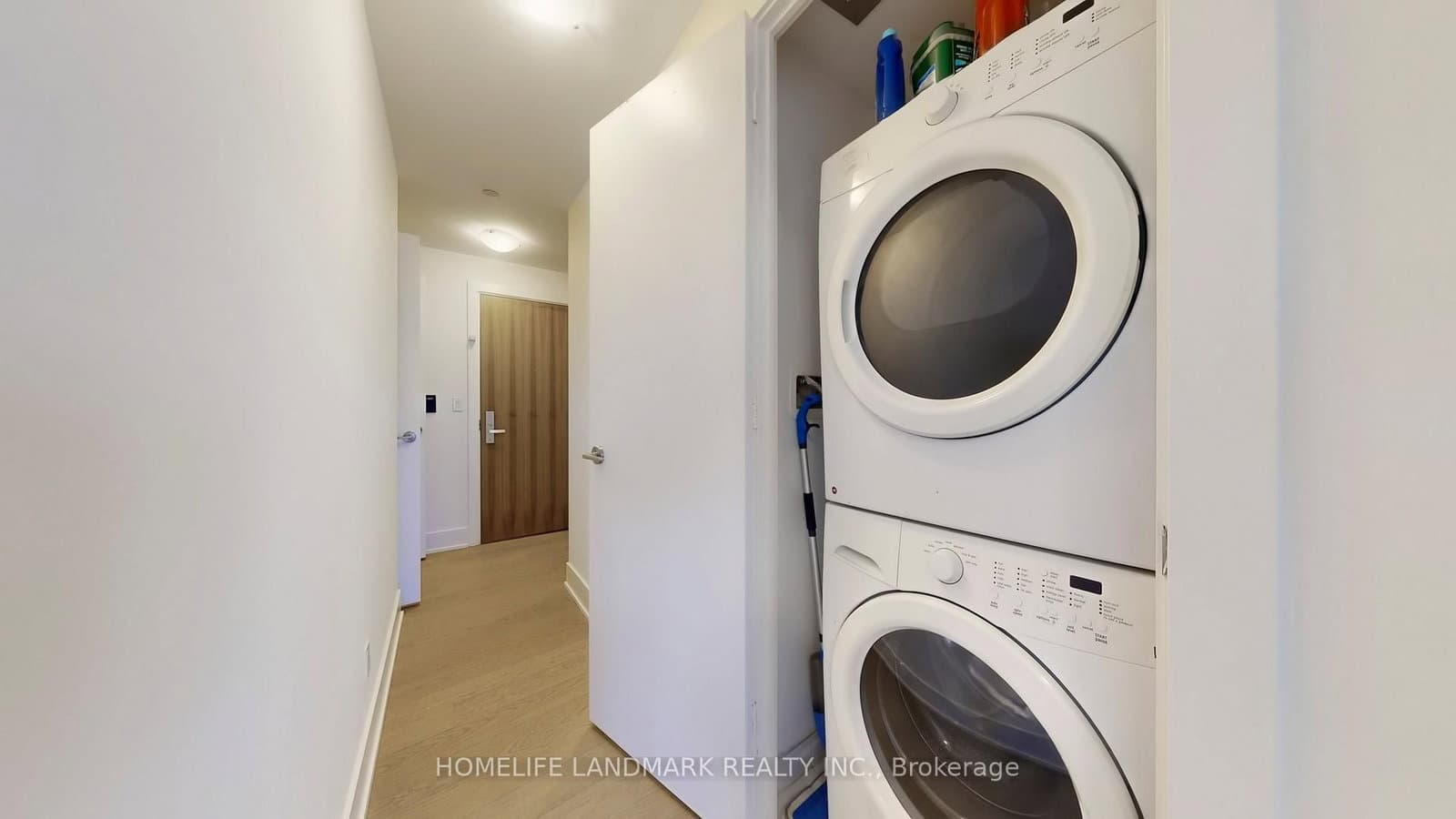200 Bloor Street W, Unit 2305 thumbnail 28