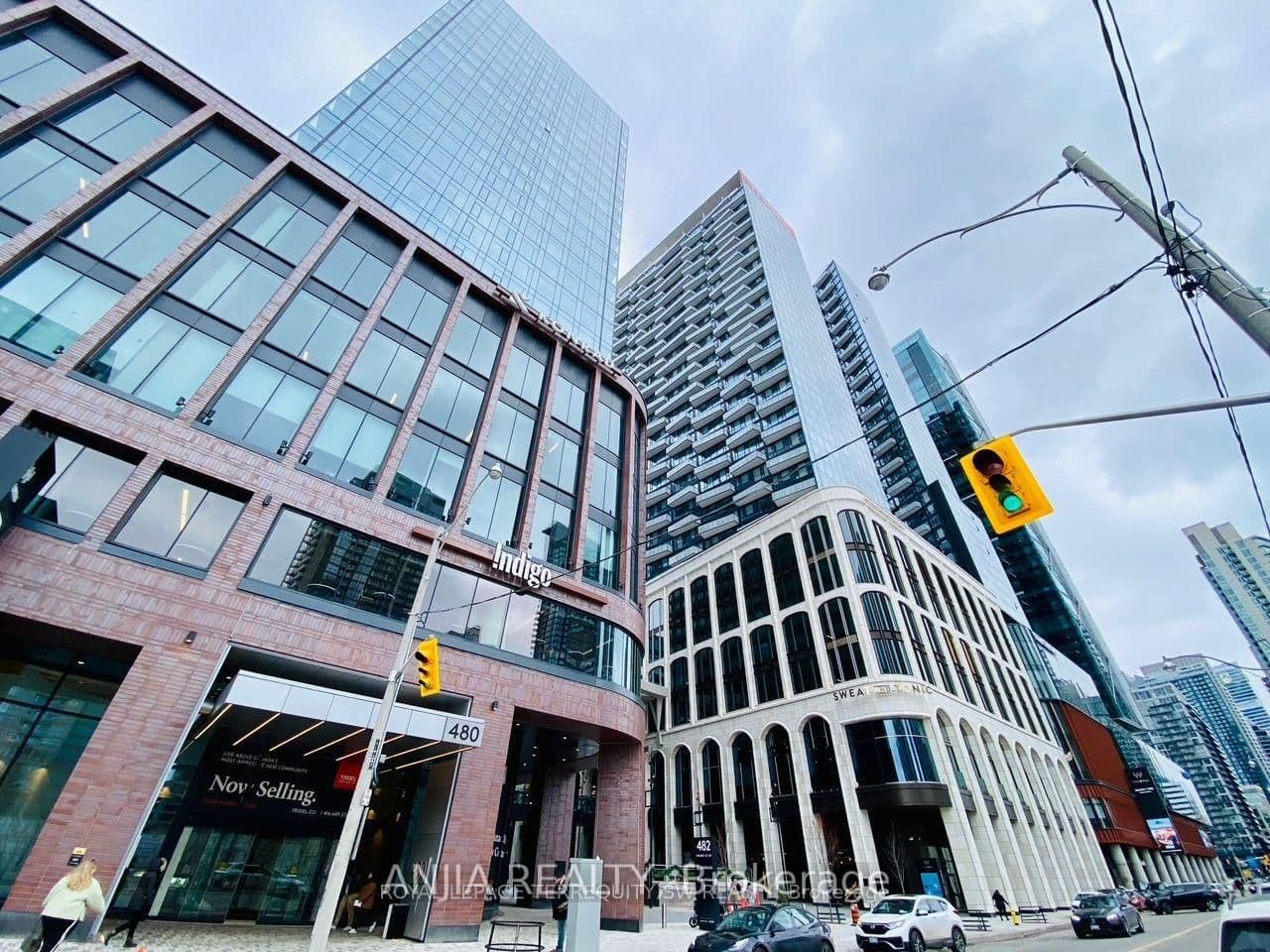 480 Front Street W, Unit 1011 thumbnail 2