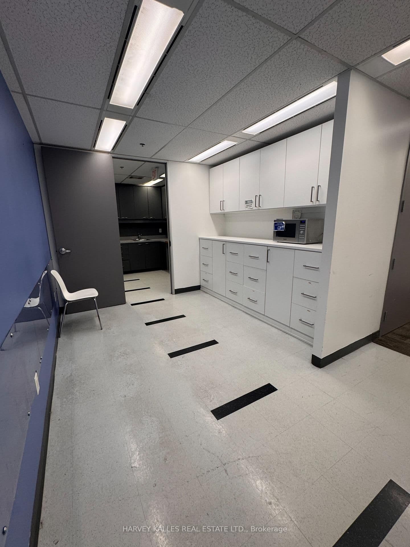 45 Sheppard Avenue E, Unit 301 thumbnail 11