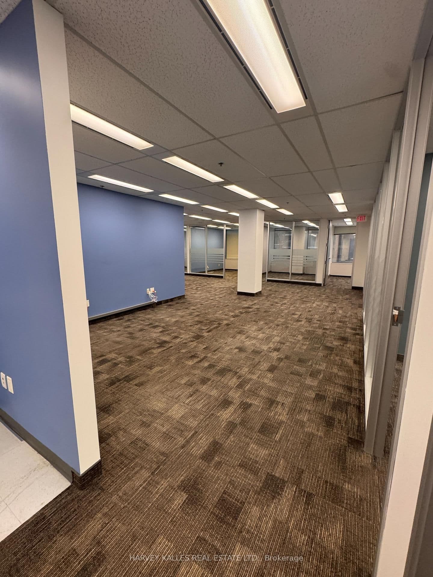 45 Sheppard Avenue E, Unit 301 thumbnail 4