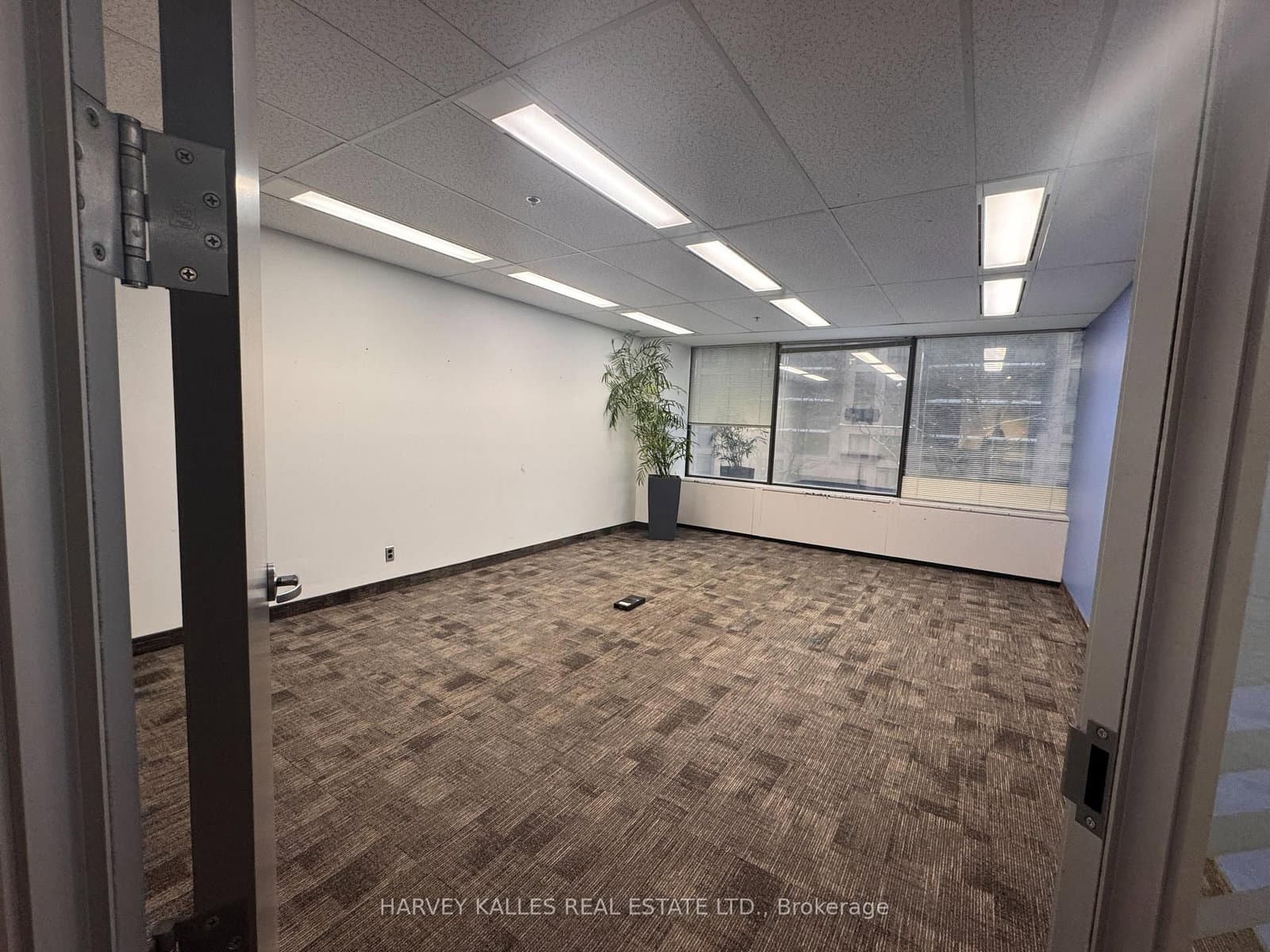45 Sheppard Avenue E, Unit 301 thumbnail 7