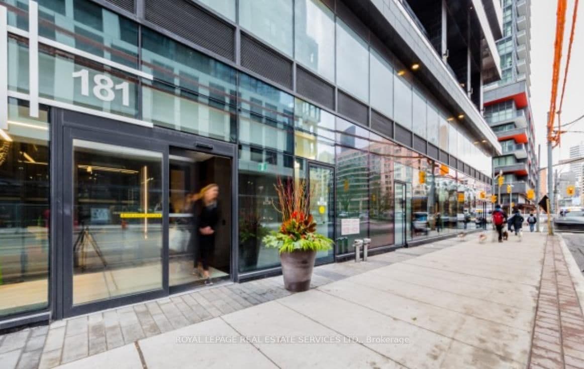 181 Dundas Street E, Unit 3010 thumbnail 12