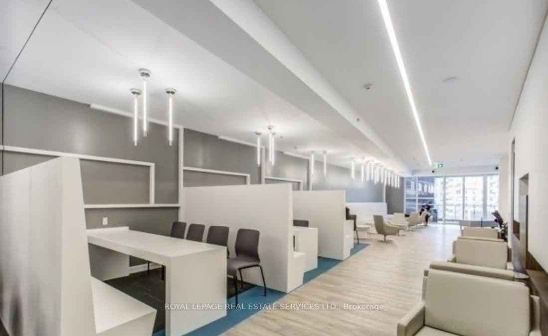 181 Dundas Street E, Unit 3010 thumbnail 9