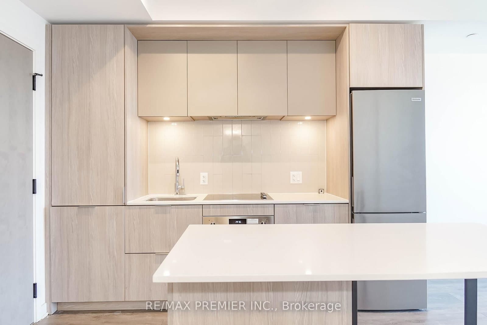 130 River Street, Unit 1309 thumbnail 12