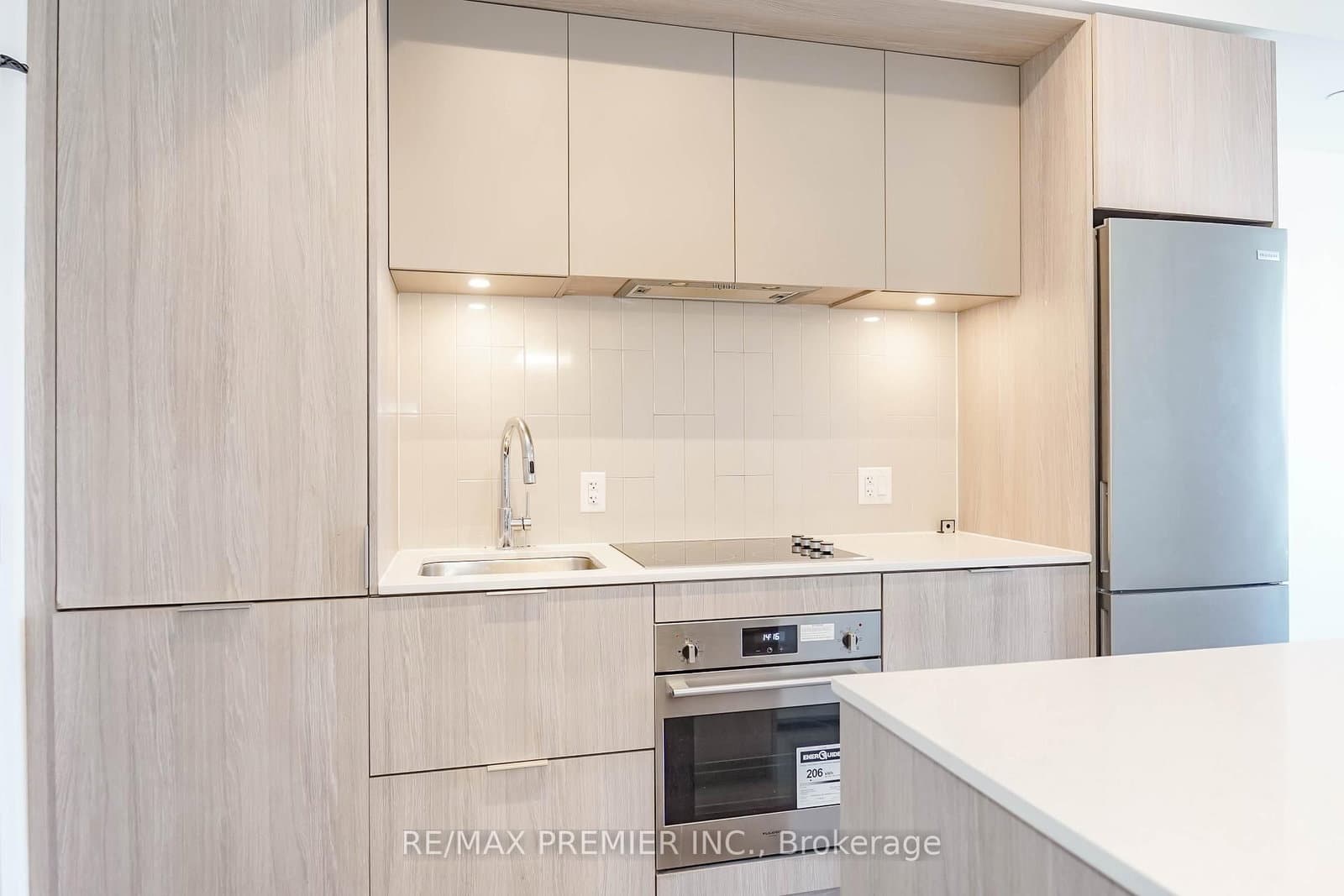 130 River Street, Unit 1309 thumbnail 13