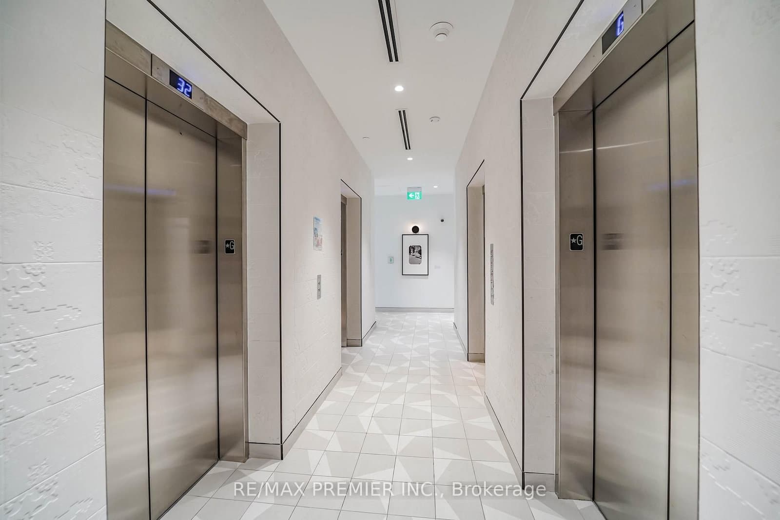 130 River Street, Unit 1309 thumbnail 3