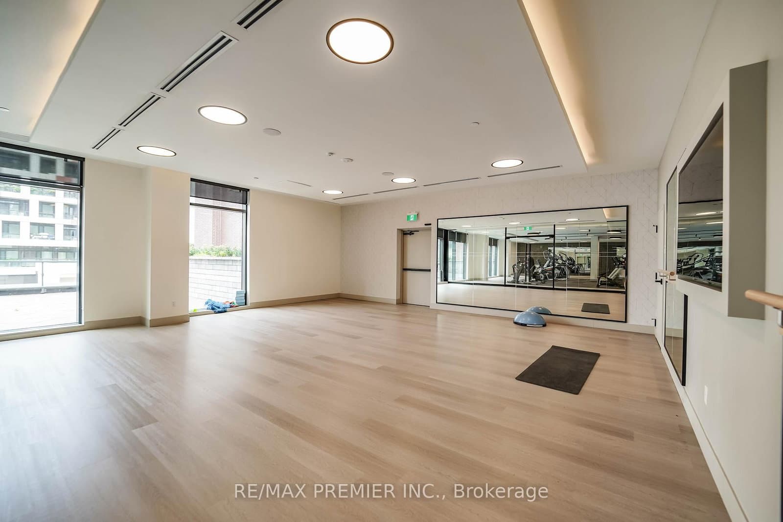 130 River Street, Unit 1309 thumbnail 34