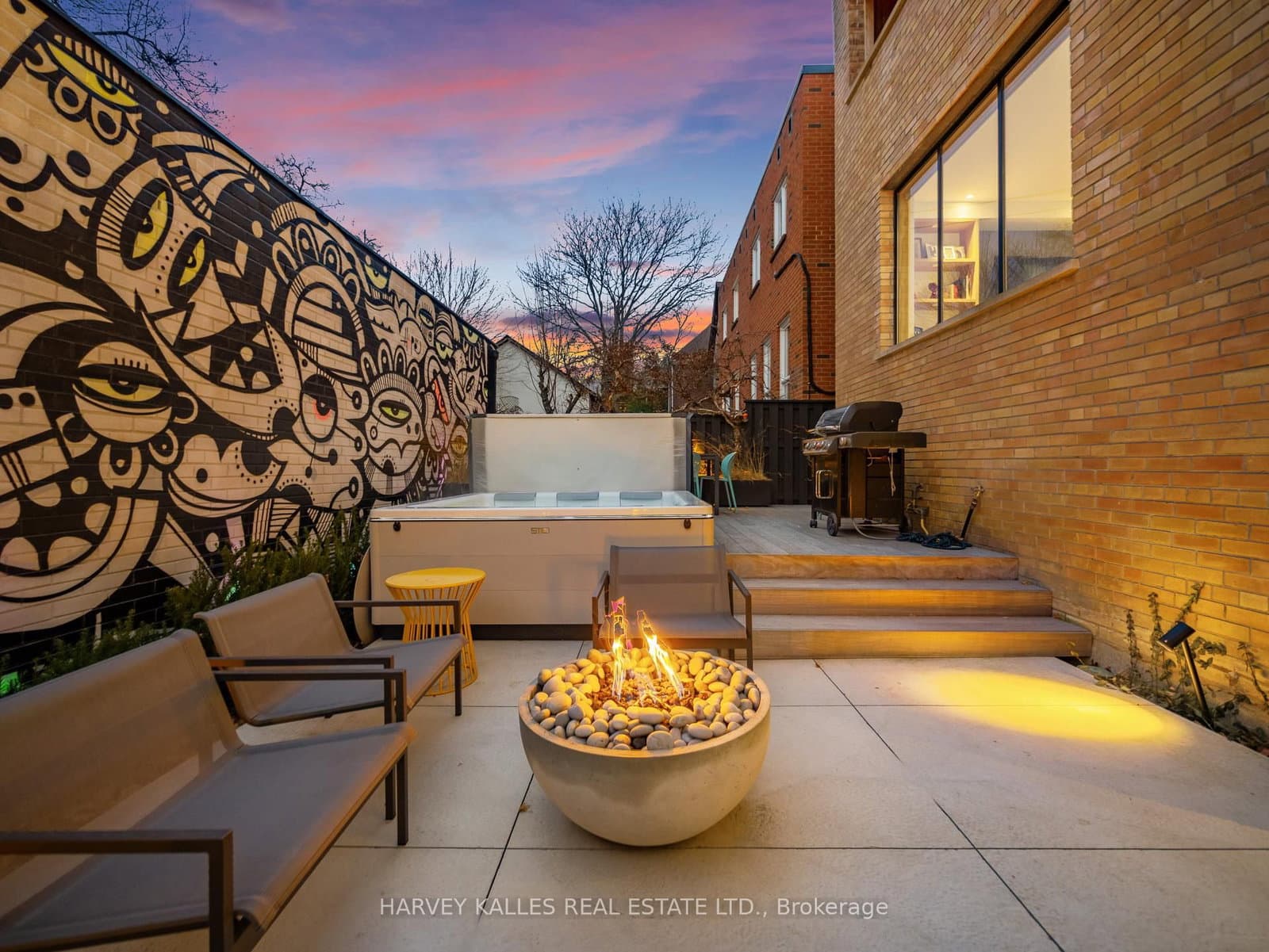 34 Coulson Avenue, Unit B thumbnail 5