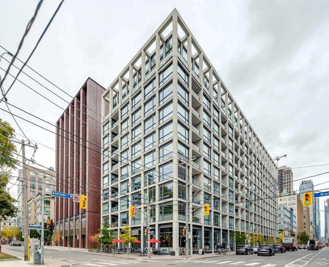 #PH06 - 39 Brant Street