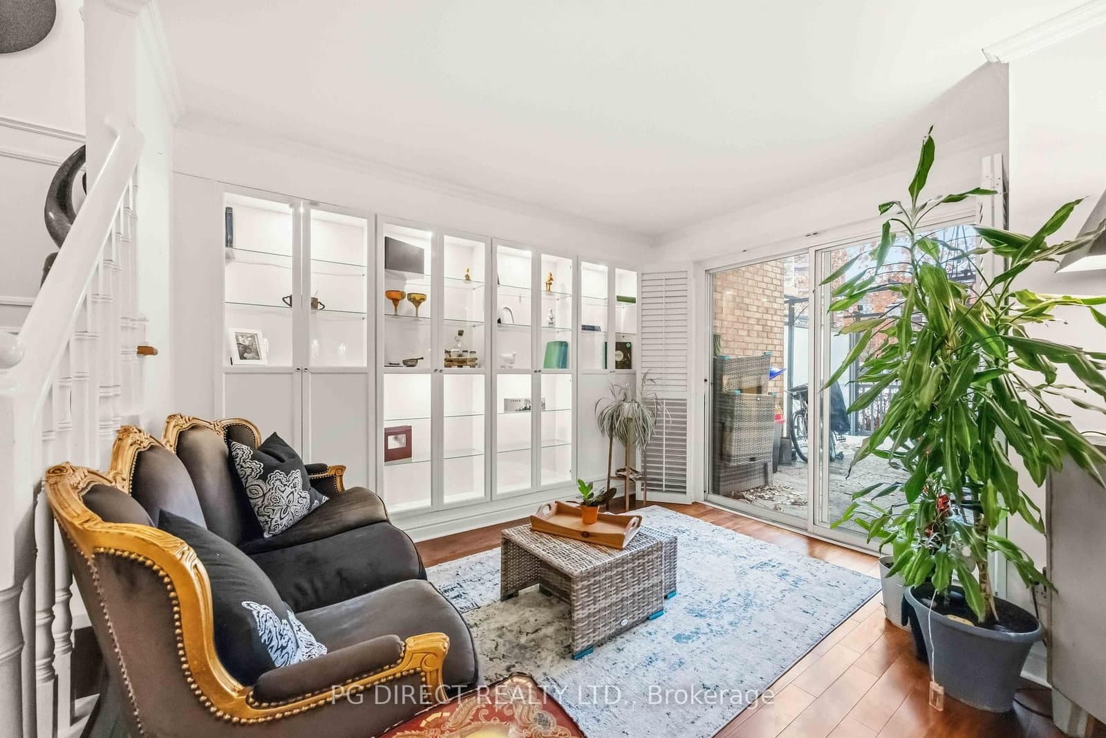 #112 - 60 Homewood Avenue