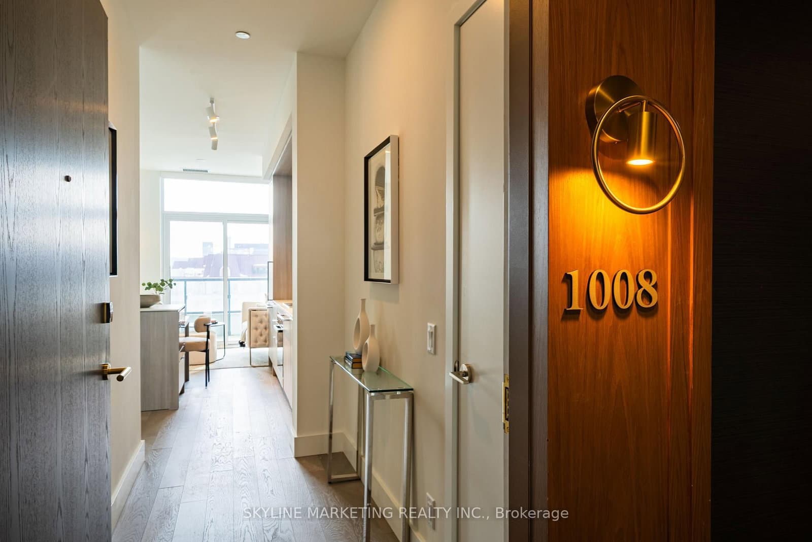 #1008 - 6 Greenbriar Road