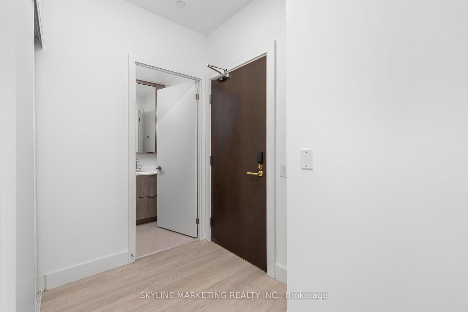 6 Greenbriar Road, Unit 210 thumbnail 7
