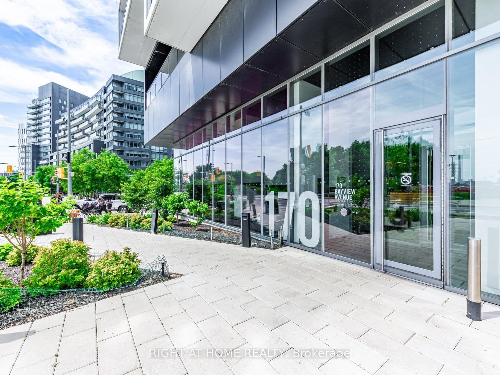#1210 - 170 Bayview Avenue