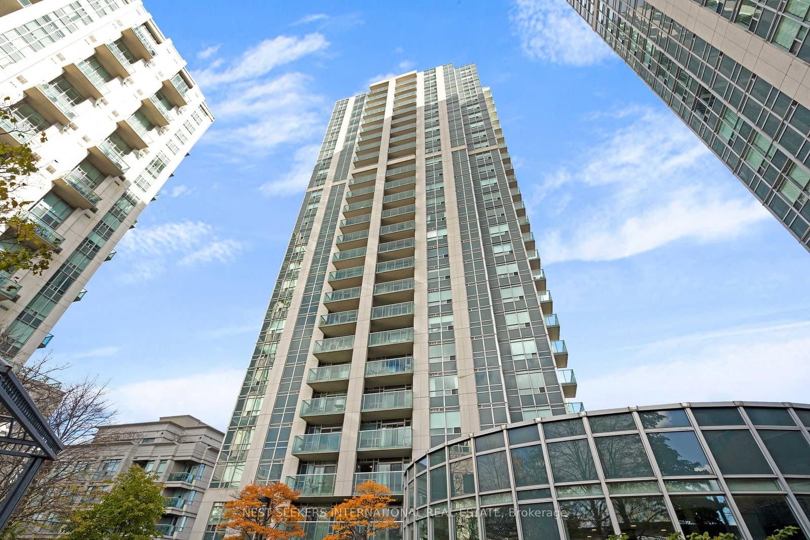 #1011 - 16 Harrison Garden Boulevard