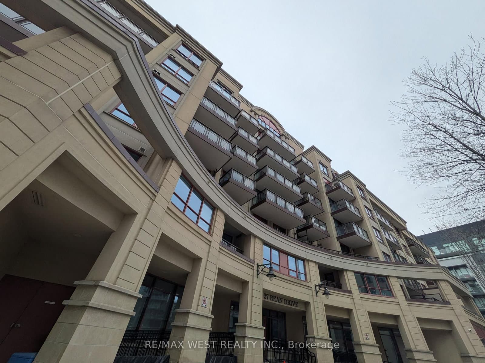 #522 - 27 Rean Drive