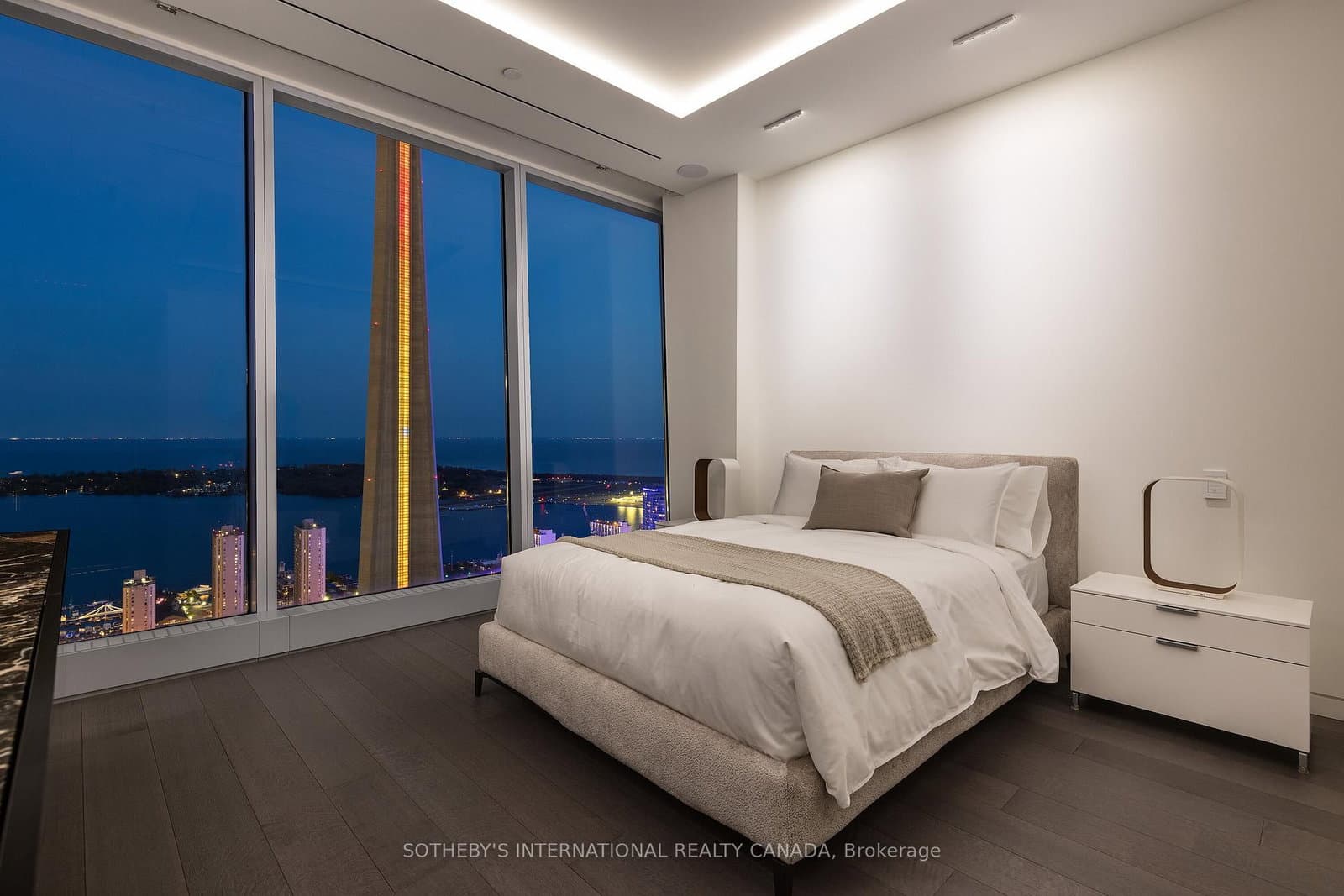 183 Wellington Street W, Unit 4602/03 thumbnail 13
