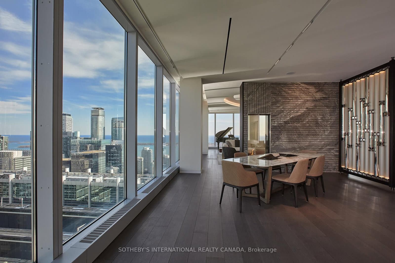 183 Wellington Street W, Unit 4602/03 thumbnail 15