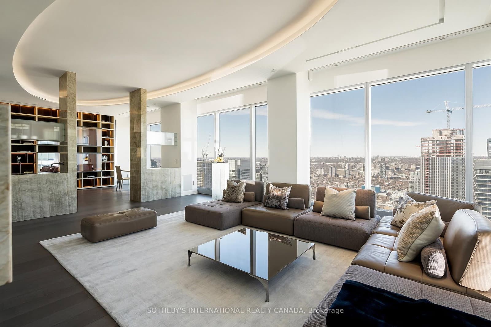 183 Wellington Street W, Unit 4602/03 thumbnail 3
