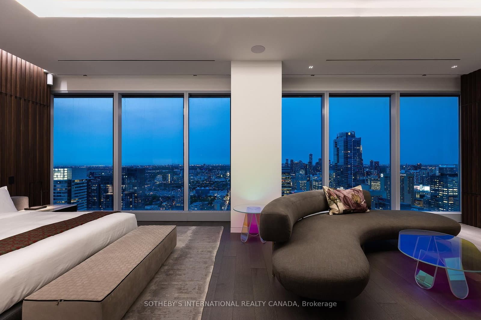 183 Wellington Street W, Unit 4602/03 thumbnail 6