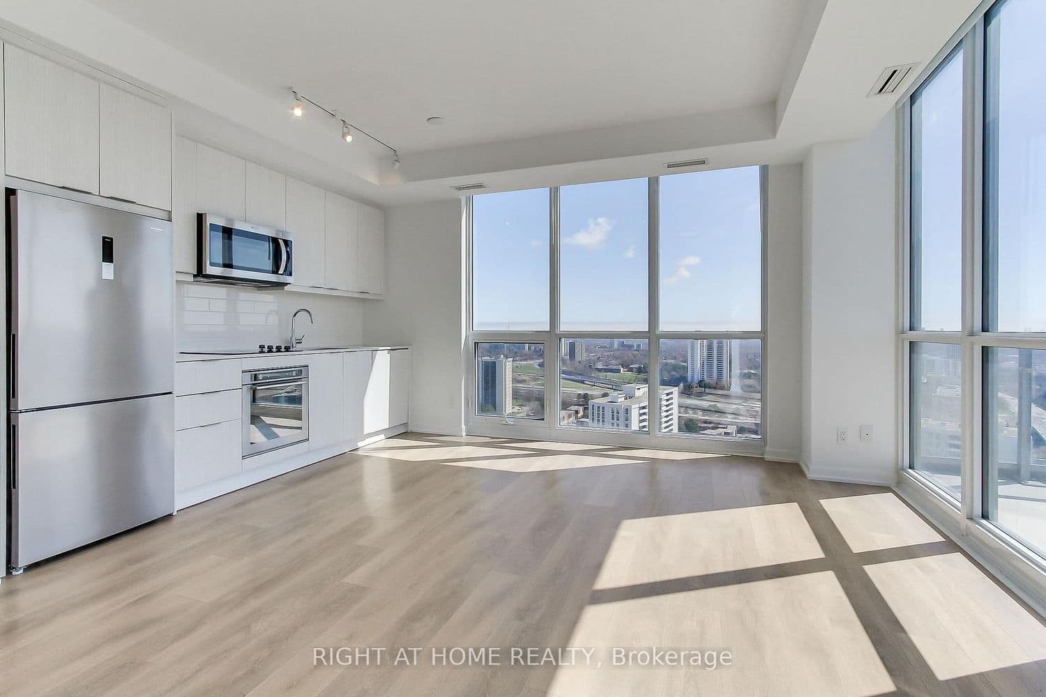 38 Forest Manor Road, Unit 2407 thumbnail 15
