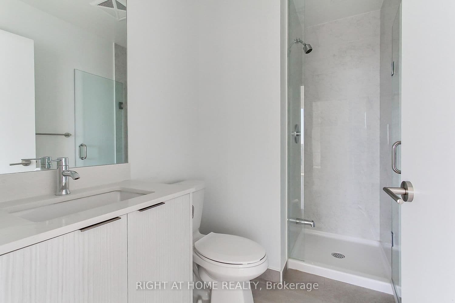 38 Forest Manor Road, Unit 2407 thumbnail 23