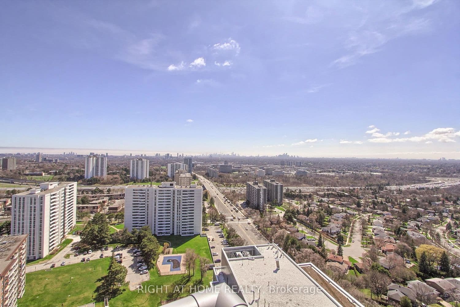 38 Forest Manor Road, Unit 2407 thumbnail 29
