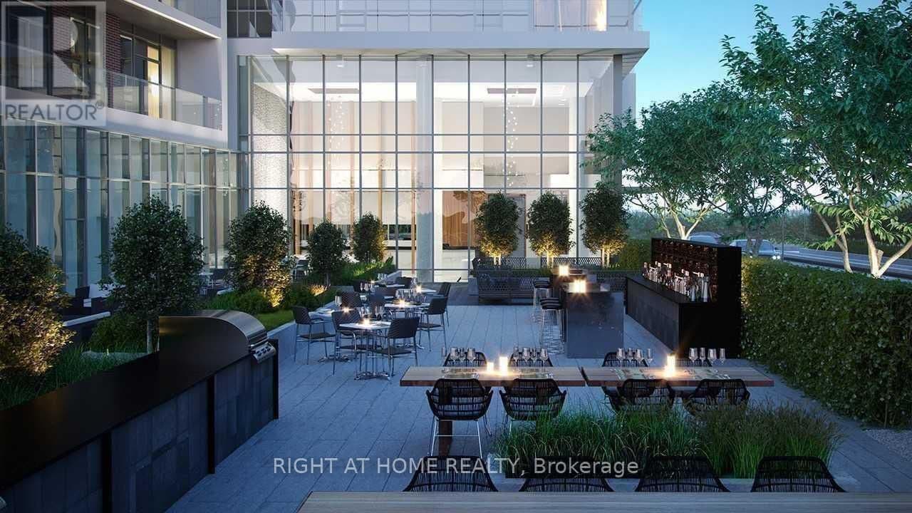 38 Forest Manor Road, Unit 2407 thumbnail 3
