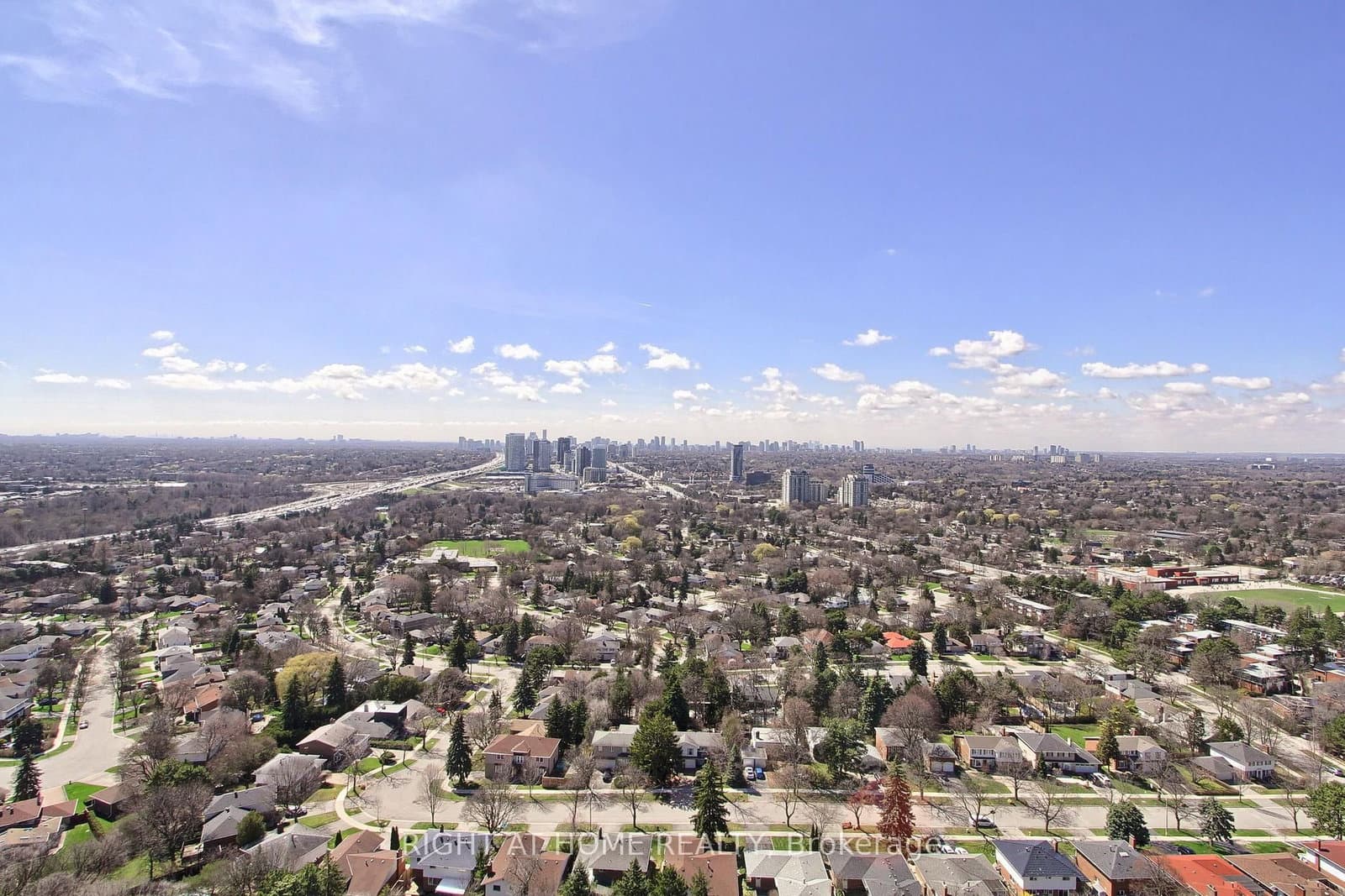 38 Forest Manor Road, Unit 2407 thumbnail 30