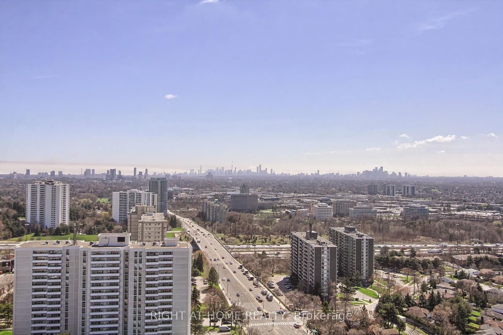 38 Forest Manor Road, Unit 2407 thumbnail 31