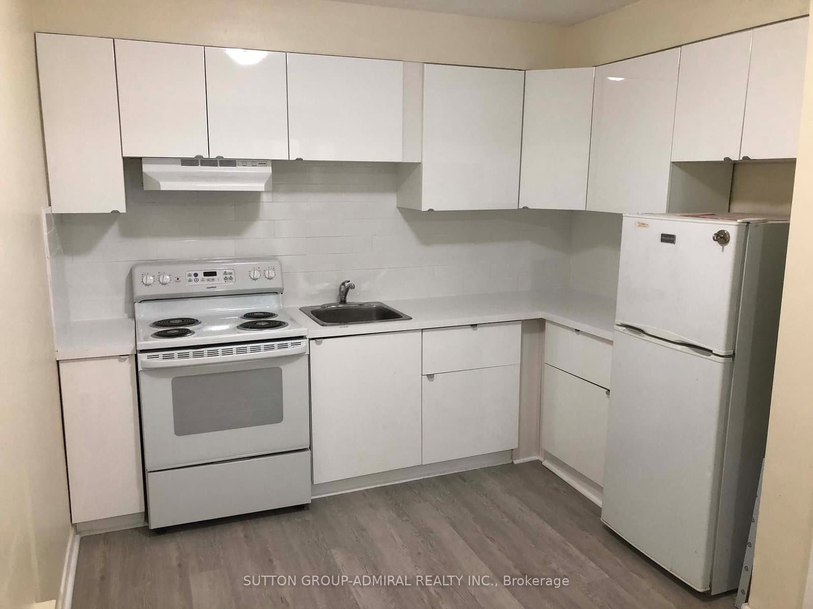 2839 Bathurst Street, Unit 1 thumbnail 14