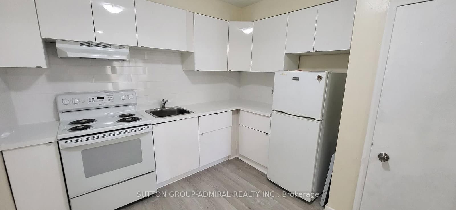 2839 Bathurst Street, Unit 1 thumbnail 2