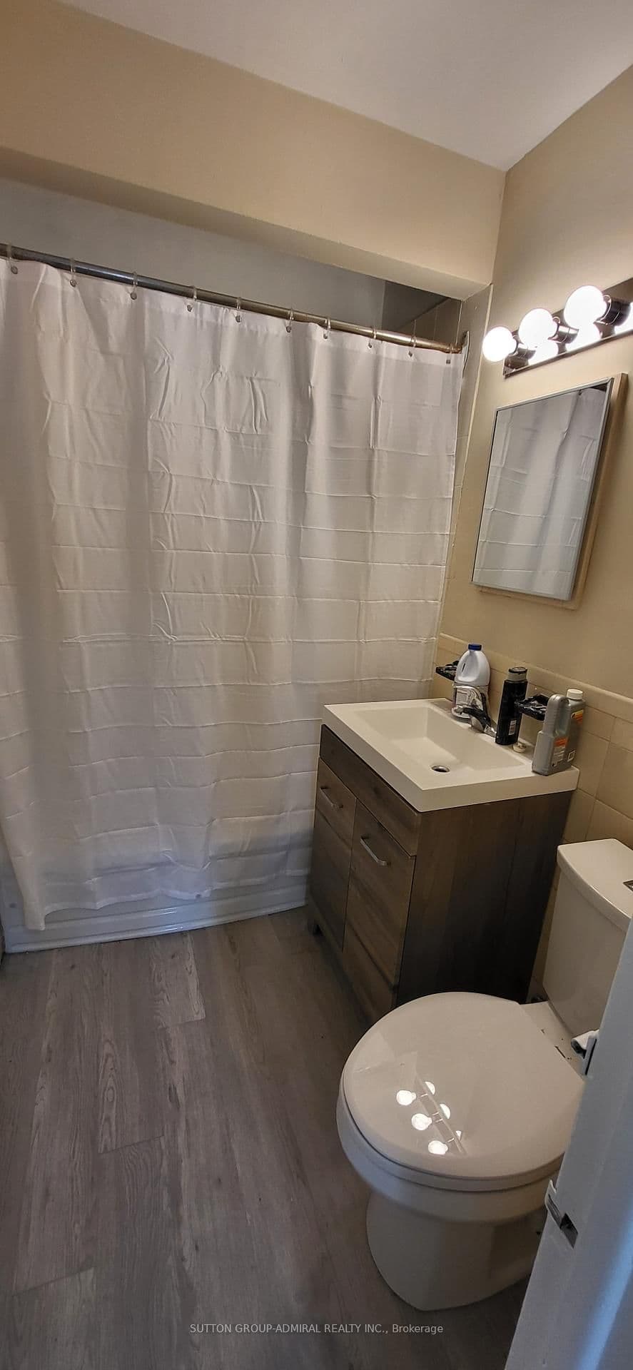 2839 Bathurst Street, Unit 1 thumbnail 8