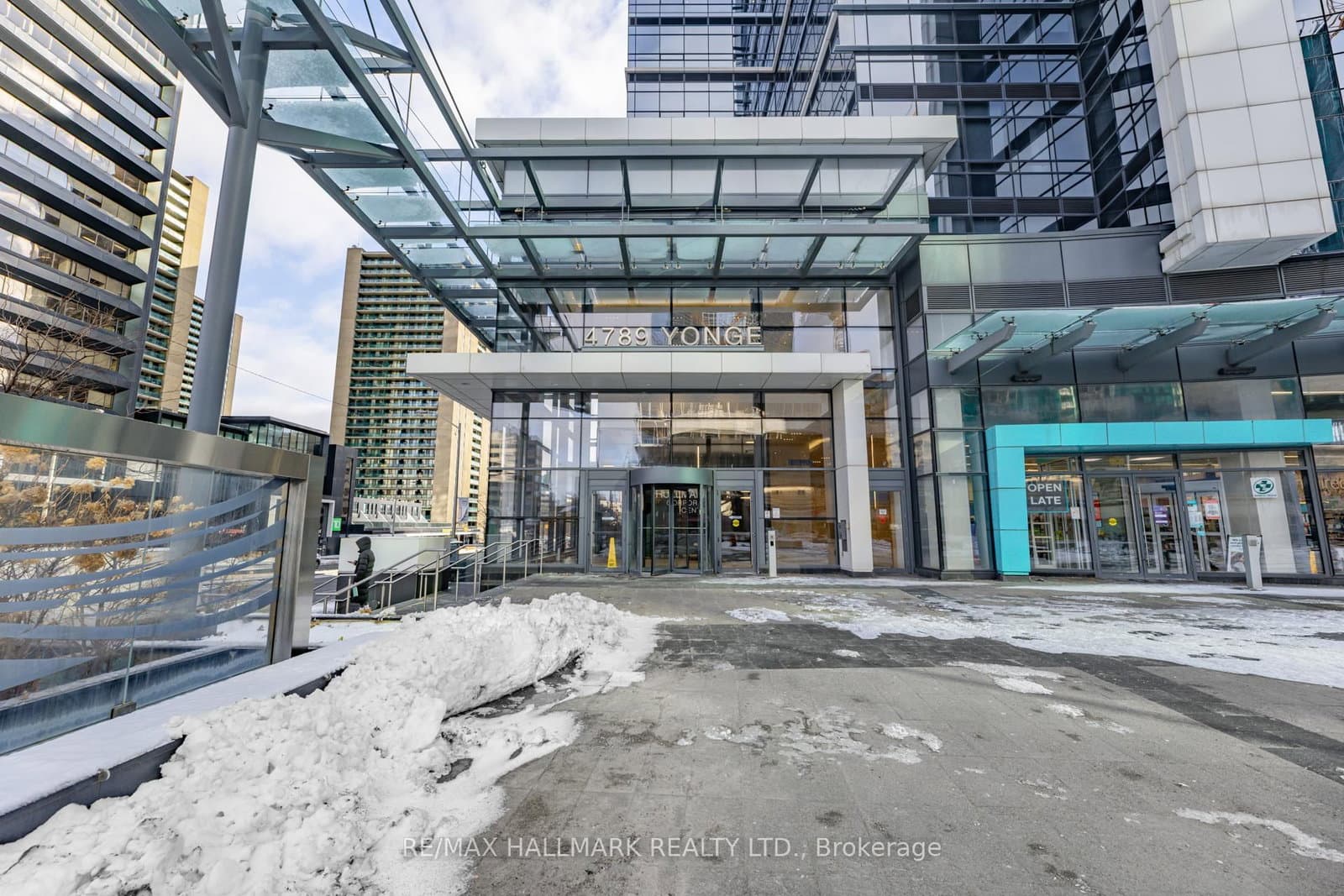 4789 Yonge Street, Unit 311 thumbnail 2