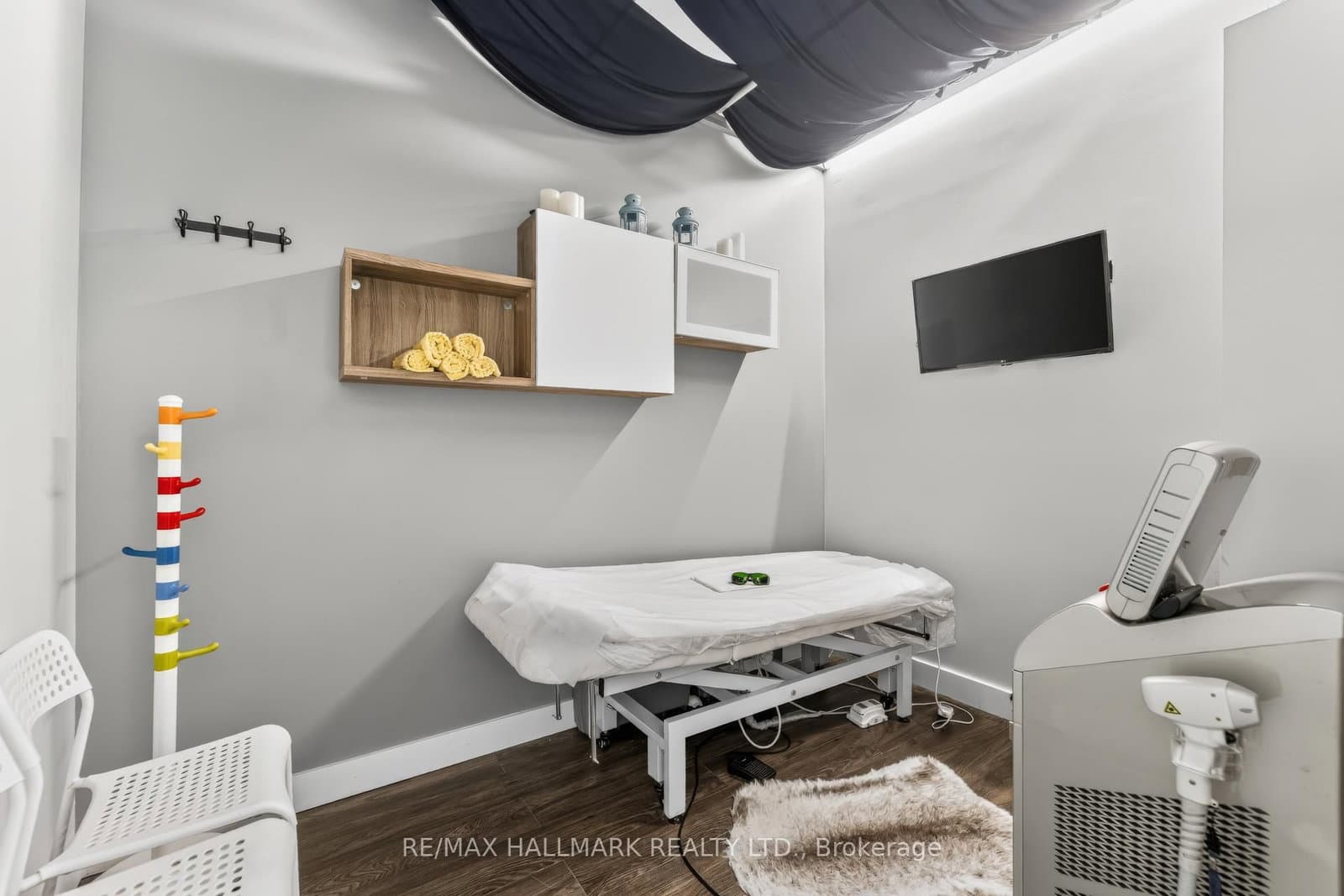 4789 Yonge Street, Unit 311 thumbnail 20