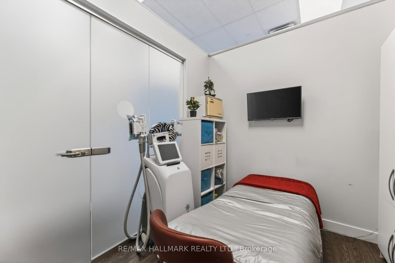 4789 Yonge Street, Unit 311 thumbnail 24