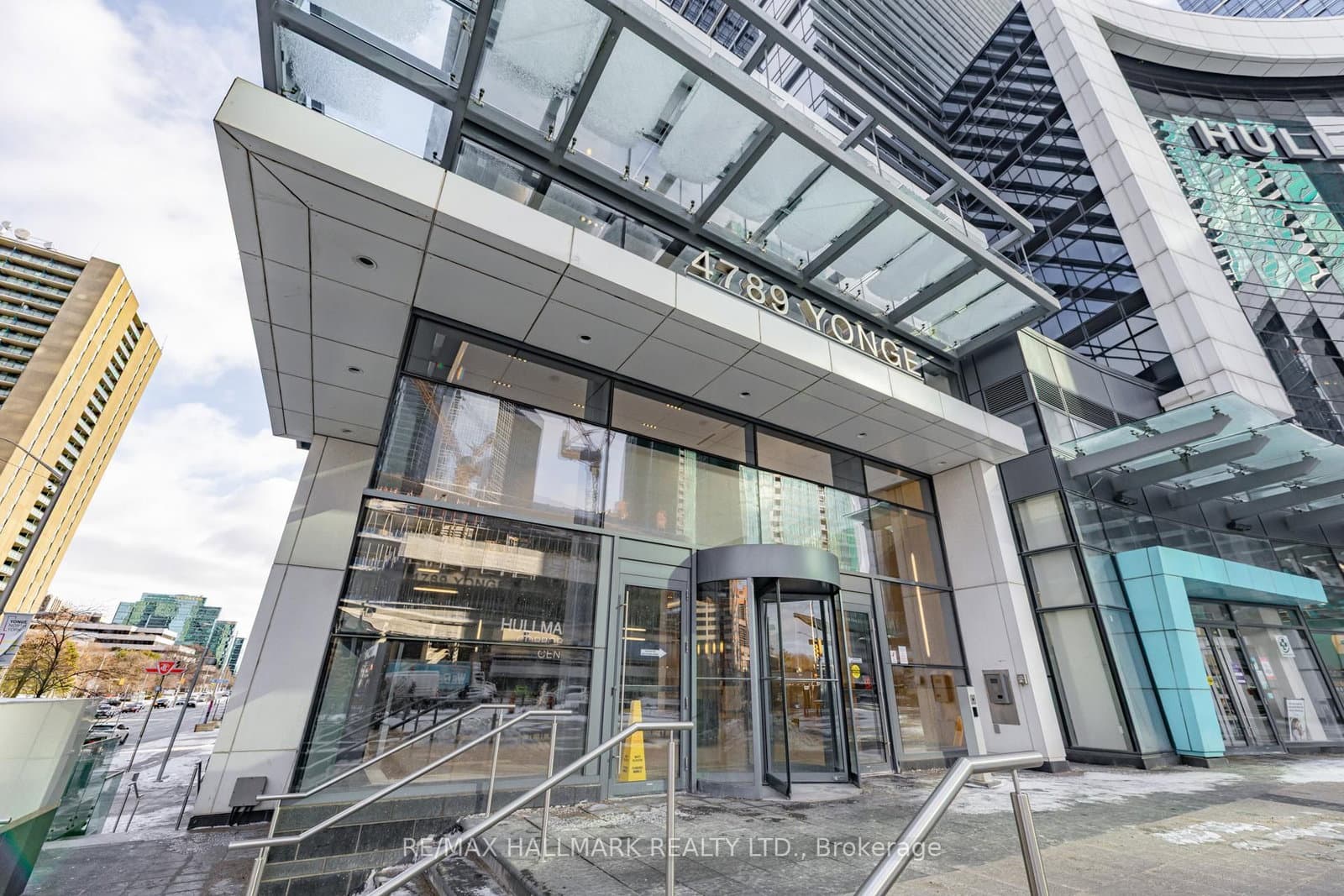 4789 Yonge Street, Unit 311 thumbnail 3