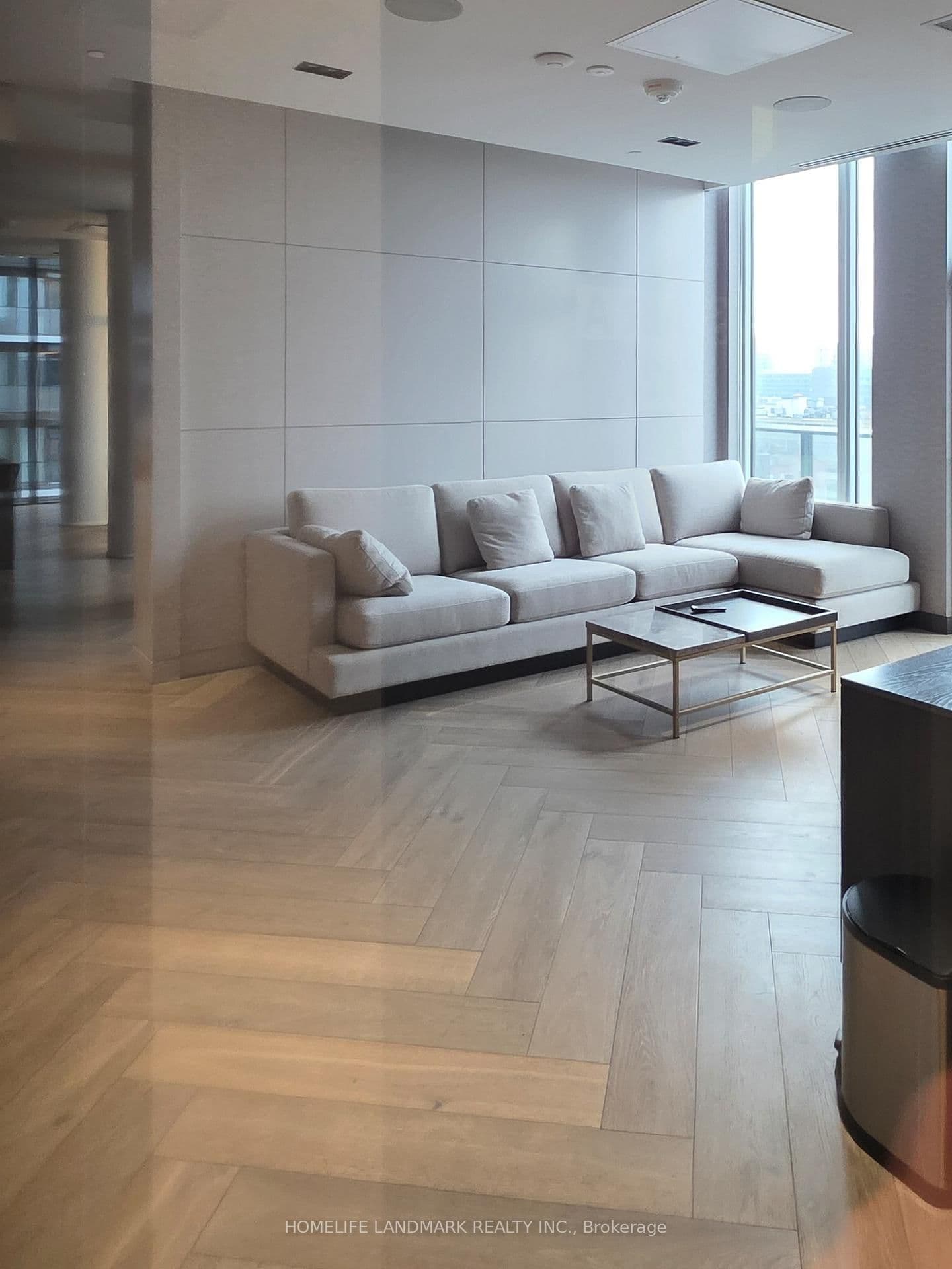 330 Richmond Street W, Unit 605 thumbnail 24