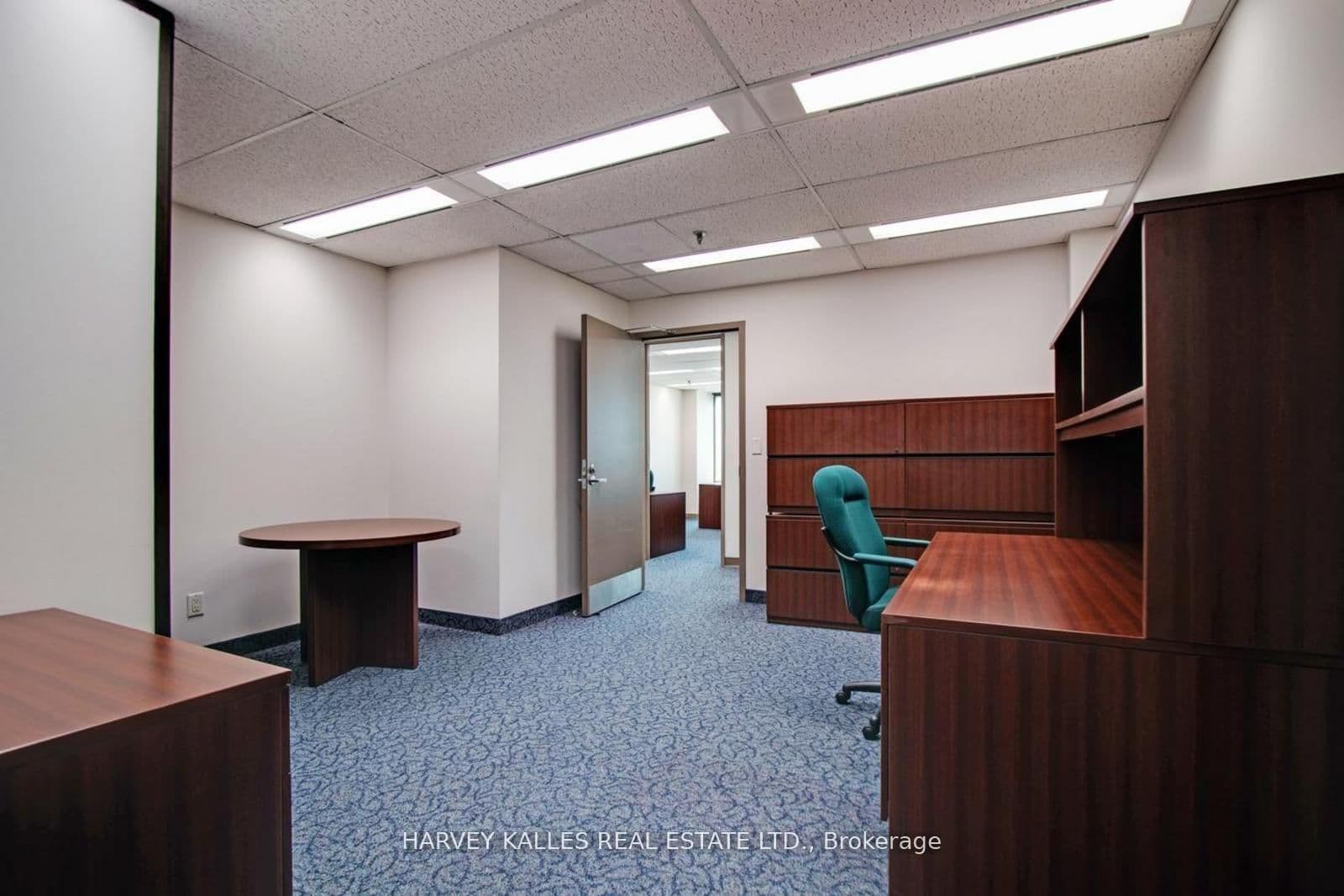 45 Sheppard Avenue E, Unit 910 thumbnail 9
