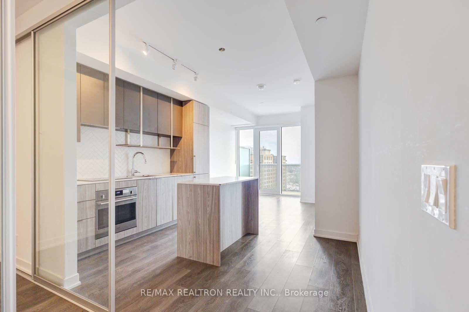 15 Holmes Avenue, Unit 1701 thumbnail 11