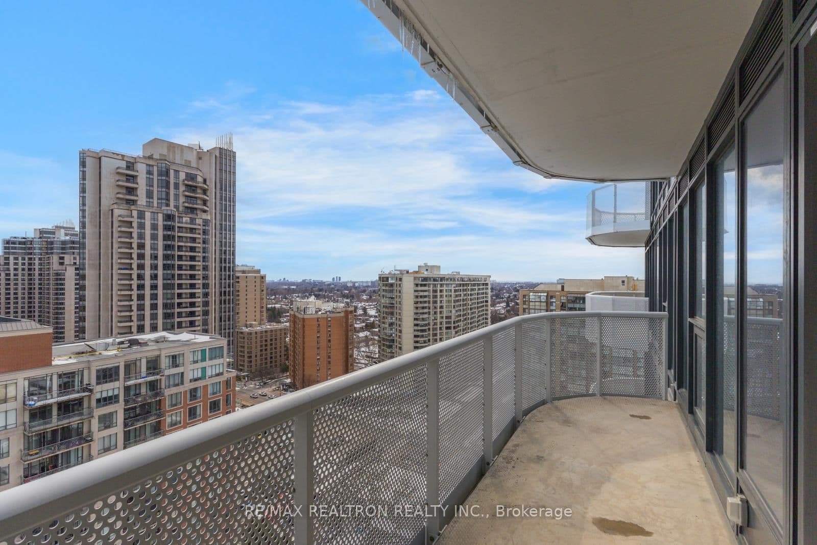 15 Holmes Avenue, Unit 1701 thumbnail 22